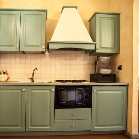サン・ジミニャーノ B＆B パラッツォ アル トリオーネ 2 Bed & Breakfast エクステリア 写真