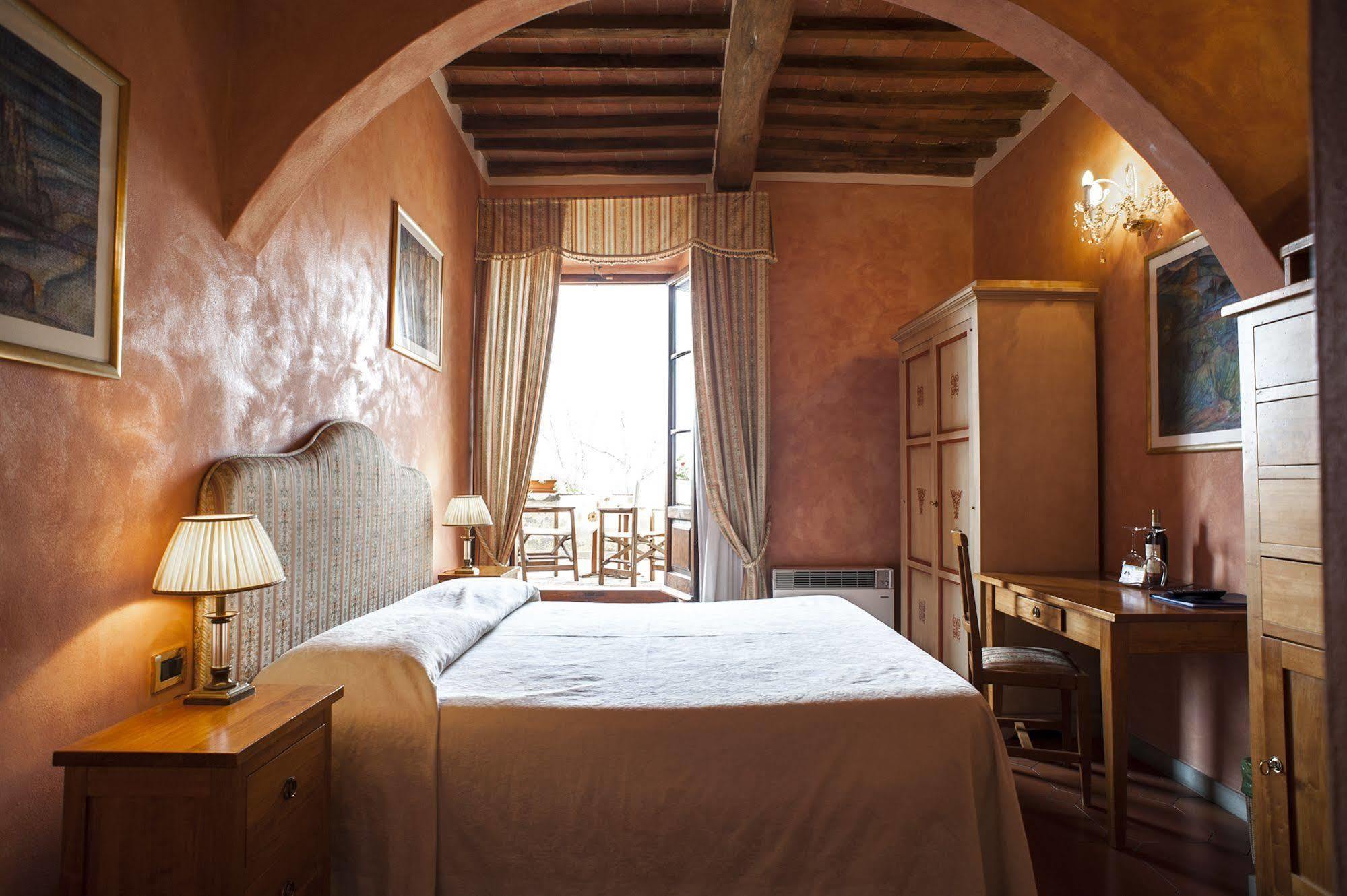 サン・ジミニャーノ B＆B パラッツォ アル トリオーネ 2 Bed & Breakfast エクステリア 写真